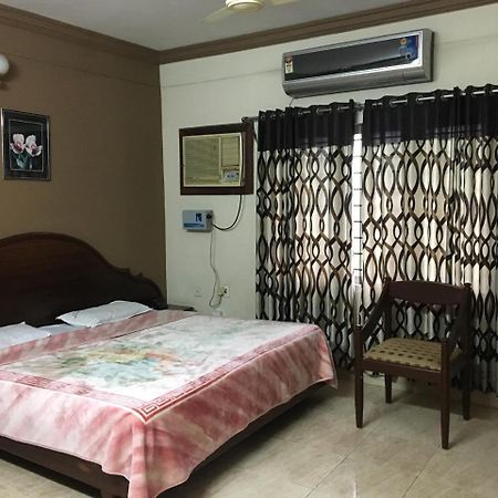 Hotel Royal Wings 니둠바서리 외부 사진